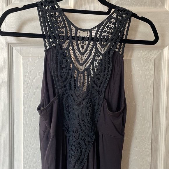 Lace Trimmed Top - Picture 4 of 4